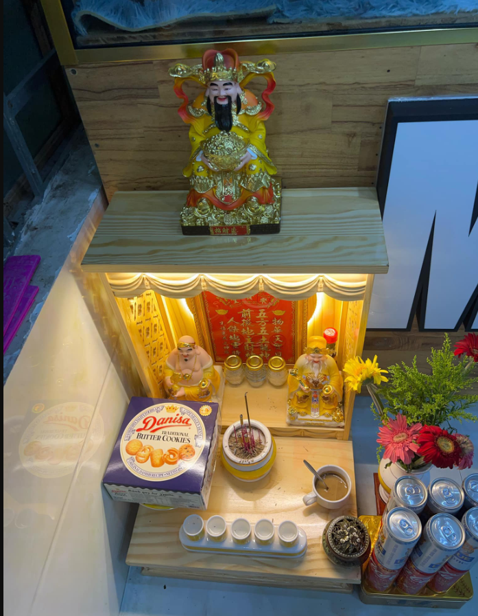 tượng Ông Thần Tiền 2.png
